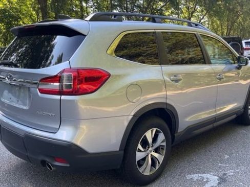 Used 2022 Subaru Ascent Premium w/ Convenience Package AWD/4WD image 9