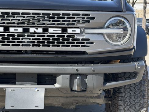 Used 2022 Ford Bronco Badlands w/ Sasquatch Package AWD/4WD image 8