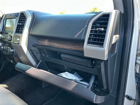 Used 2017 Ford F150 Lariat image 48