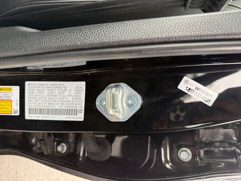 Used 2025 Honda Civic Sport image 18