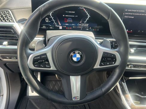 Used 2024 BMW X7 xDrive40i w/ M Sport Package AWD/4WD image 17