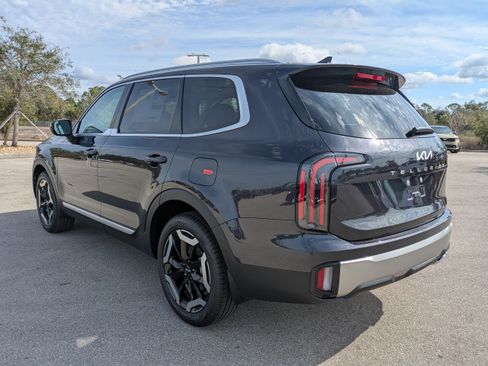 New 2025 Kia Telluride EX image 7