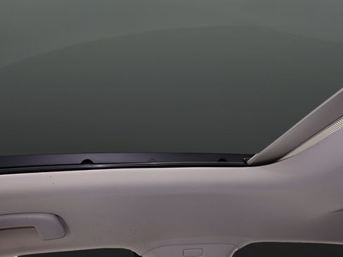 Certified 2024 Volkswagen Jetta SE FWD image 26