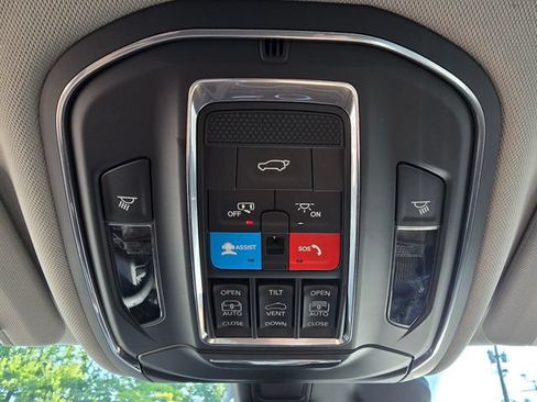 Used 2023 Jeep Grand Cherokee 30th Anniversary AWD/4WD image 24