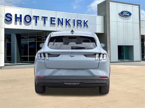 Used 2025 Ford Mustang Mach-E Select w/ Comfort Package Lite image 7