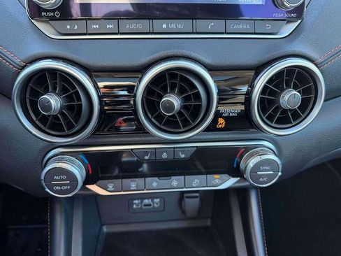 Certified 2023 Nissan Sentra SR w/ SR Premium Package image 30