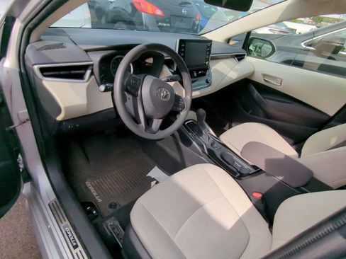 Used 2020 Toyota Corolla LE w/ Body Protection Package FWD image 7