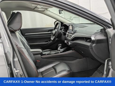 Used 2024 Nissan Altima 2.5 SR FWD image 27