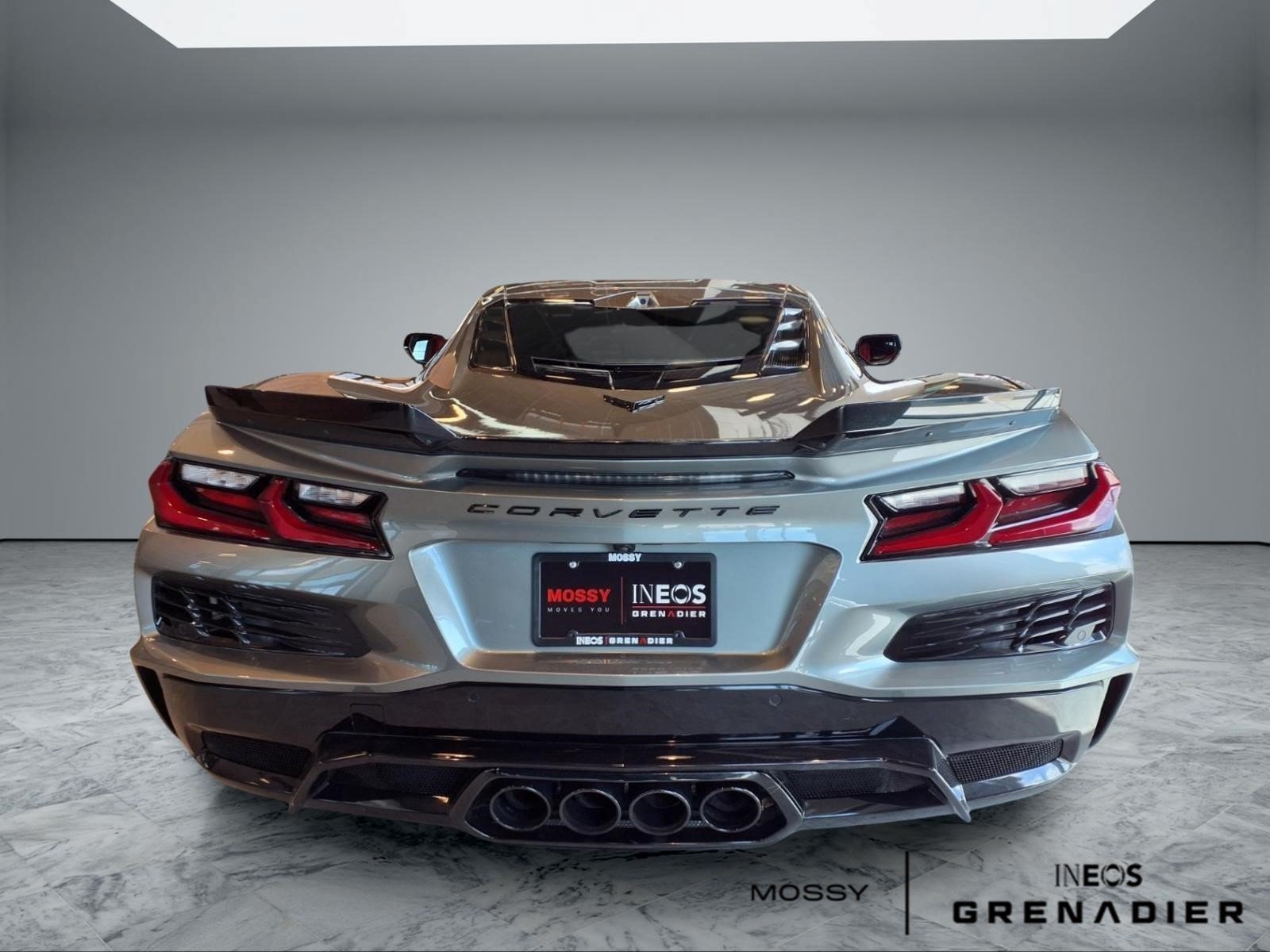 Used 2023 Chevrolet Corvette Z06 w/ Stealth Interior Trim Package RWD image 6