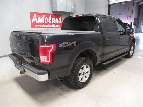Used 2015 Ford F150 XLT w/ Equipment Group 301A Mid AWD/4WD image 5