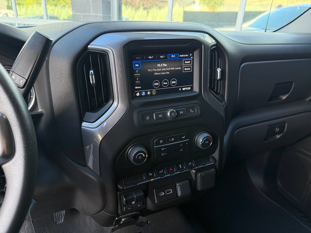 Used 2022 Chevrolet Silverado 1500 Custom w/ Safety Confidence Package AWD/4WD image 19