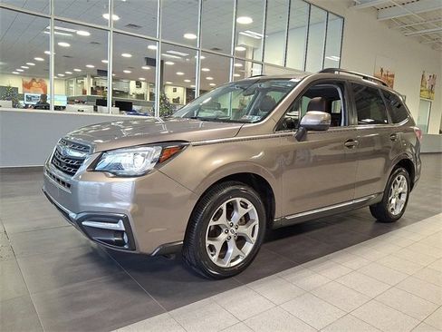 Used 2018 Subaru Forester 2.5i Touring w/ Popular Package #2 image 3