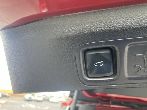 Used 2018 Ford Expedition Platinum AWD/4WD image 14