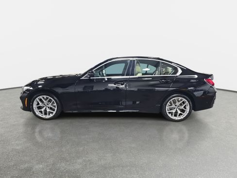Certified 2025 BMW 330i Sedan w/ Premium Package image 8