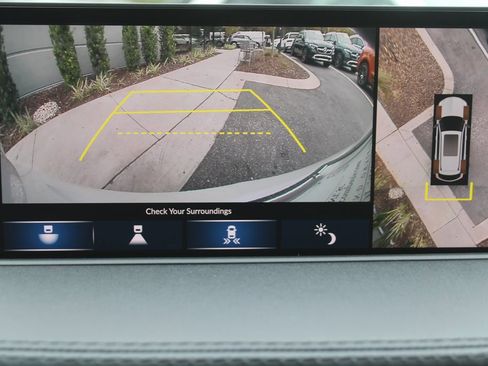 Used 2024 Acura MDX SH-AWD w/ Advance Package image 57