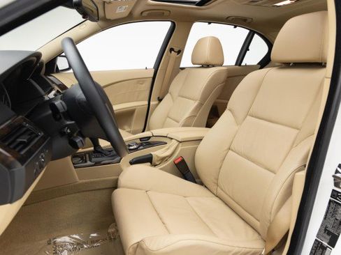 Used 2004 BMW 545i Sedan image 8