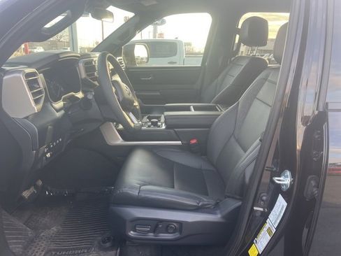 Used 2025 Toyota Tundra SR5 w/ SR5 Premium Package image 9