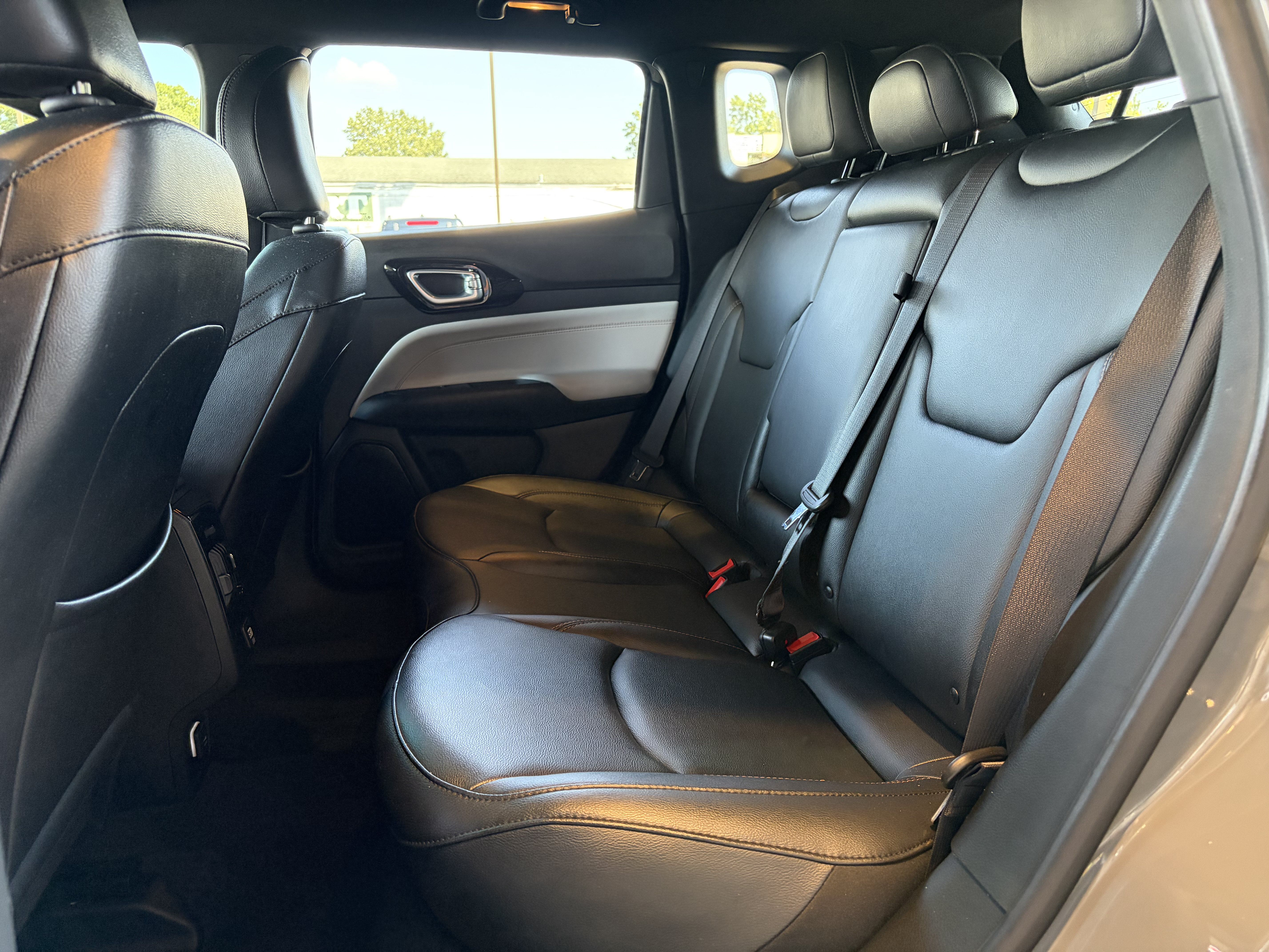 Used 2024 Jeep Compass Limited AWD/4WD image 21