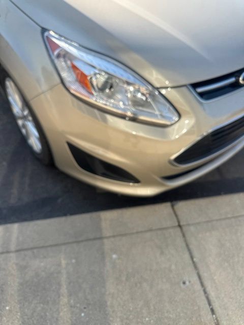 Used 2018 Ford C-MAX SE w/ Equipment Group 202A FWD image 32