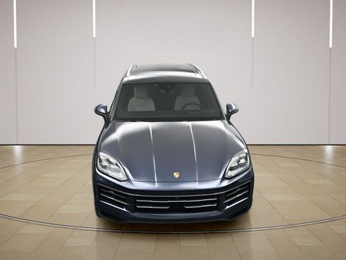 Certified 2025 Porsche Cayenne S AWD/4WD image 42
