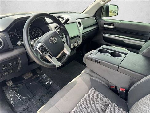 Used 2018 Toyota Tundra SR5 RWD image 7
