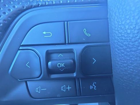 Used 2025 Toyota Tacoma SR5 image 16