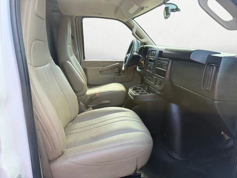 Used 2019 Chevrolet Express 2500 w/ Driver Convenience Package RWD image 19