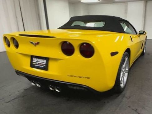 Used 2006 Chevrolet Corvette Convertible w/ Preferred Equipment Group RWD image 8