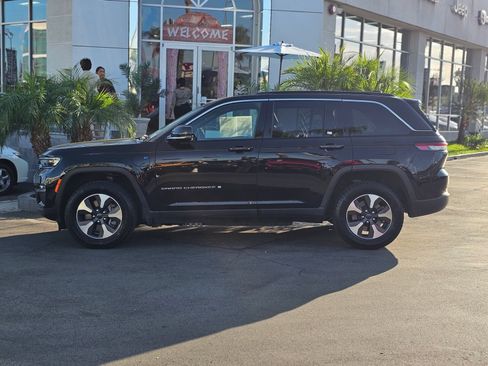 Used 2024 Jeep Grand Cherokee Limited 4xe AWD/4WD image 5