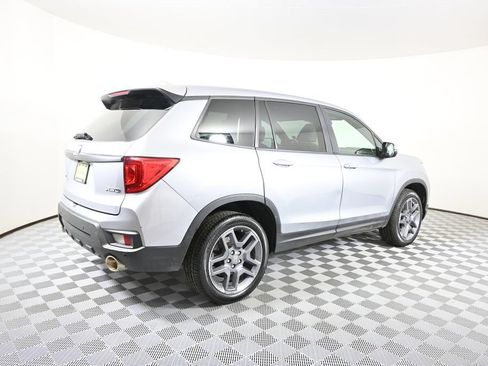 Used 2023 Honda Passport EX-L image 6