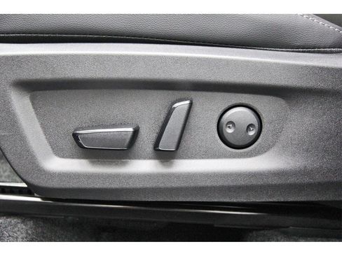 New 2026 Nissan Murano SV image 22