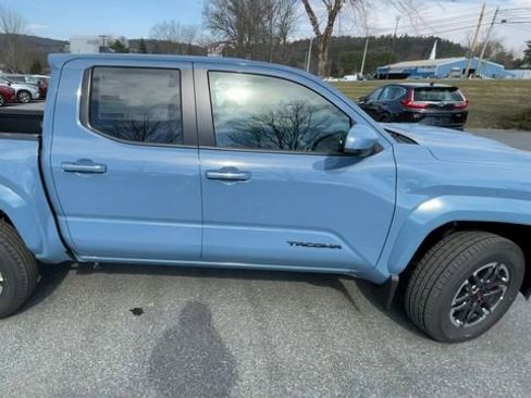 New 2026 Toyota Tacoma TRD Sport AWD/4WD image 9