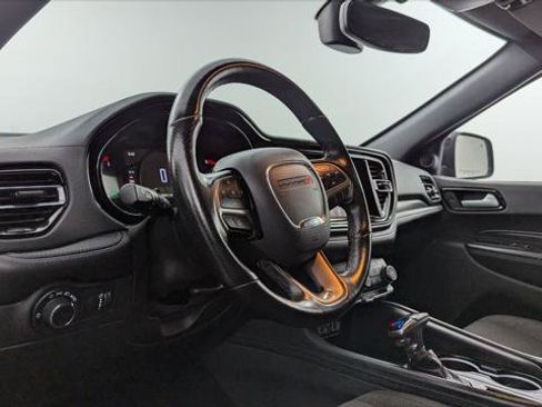 Used 2023 Dodge Durango SXT image 24