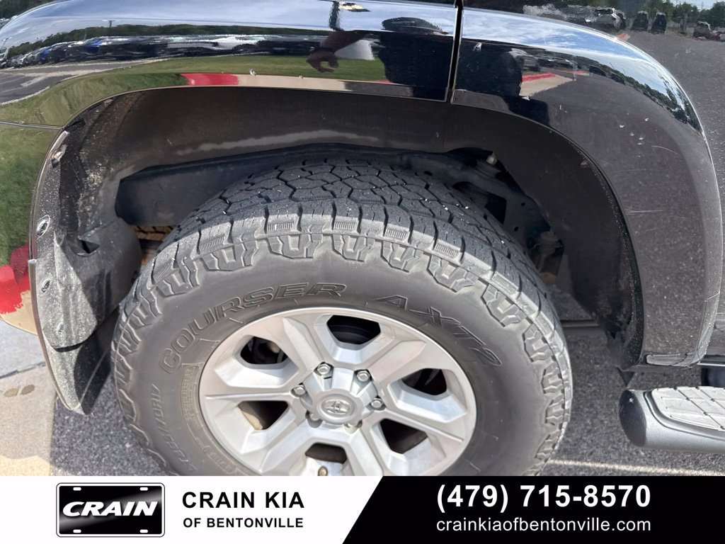 Used 2018 Toyota 4Runner SR5 Premium AWD/4WD image 9