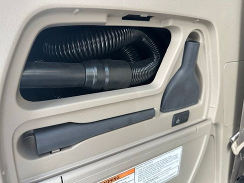 Used 2016 Honda Odyssey Touring Elite image 31