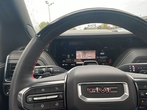 Used 2026 GMC Yukon AT4 Ultimate AWD/4WD image 18