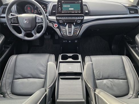 Used 2025 Honda Odyssey Elite image 21