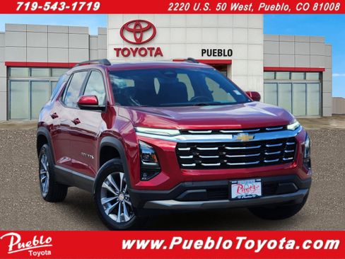 Used 2025 Chevrolet Equinox LT w/ Convenience Package II AWD/4WD image 1