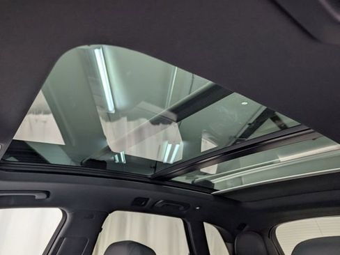 Used 2020 Audi Q5 2.0T Premium w/ Titanium Sport Package image 14