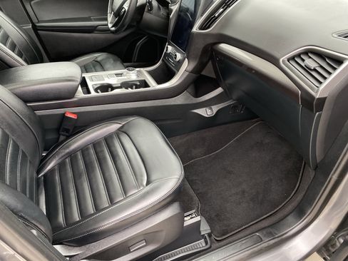 Used 2024 Ford Edge SEL w/ Convenience Package image 16