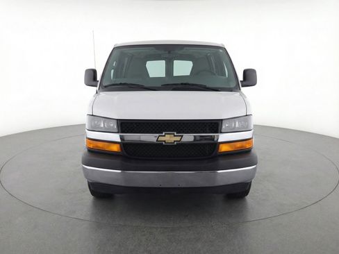 Used 2025 Chevrolet Express 3500 LT w/ LT Preferred Equipment Group image 1