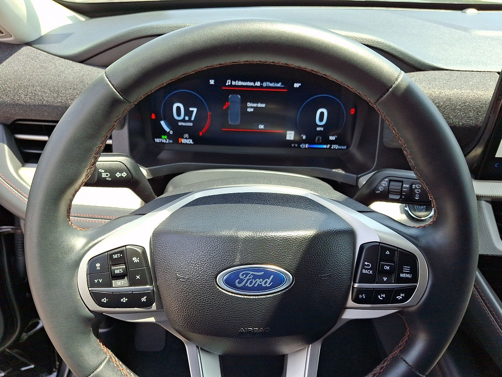 Certified 2025 Ford Explorer Active AWD/4WD image 21
