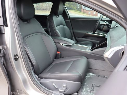 Used 2024 Lucid Air Touring image 19