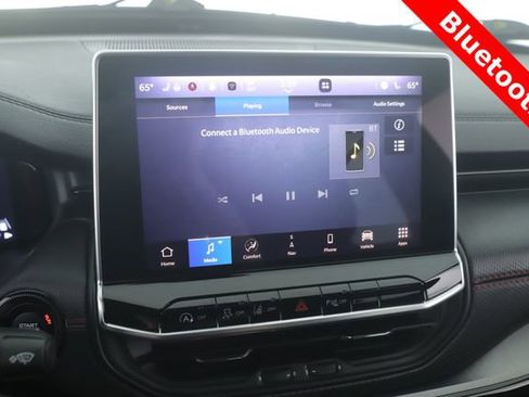 Used 2024 Jeep Compass Trailhawk w/ Trailhawk Elite Group image 24