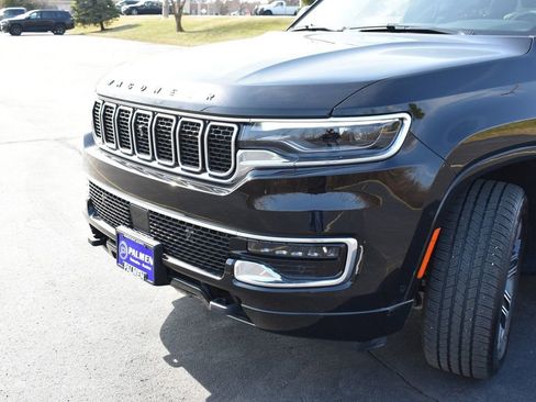 Used 2025 Jeep Wagoneer 4WD w/ Convenience Group I image 11