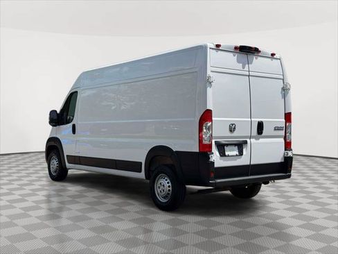 Used 2026 RAM ProMaster 2500 w/ Convenience Group FWD image 5