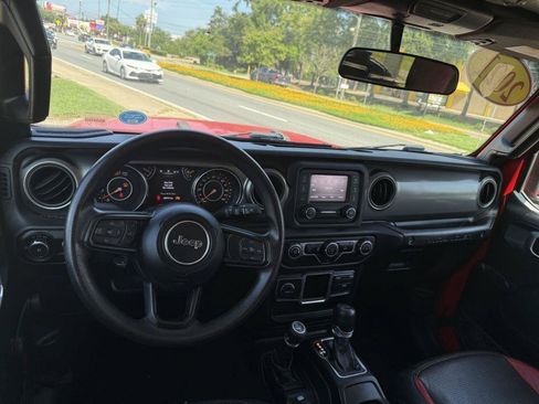 Used 2021 Jeep Wrangler Unlimited Sport AWD/4WD image 15