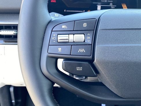New 2026 Kia Sportage EX FWD image 13