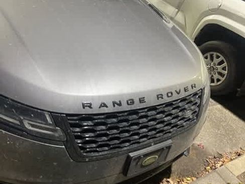 Used 2021 Land Rover Range Rover Velar R-Dynamic S image 22