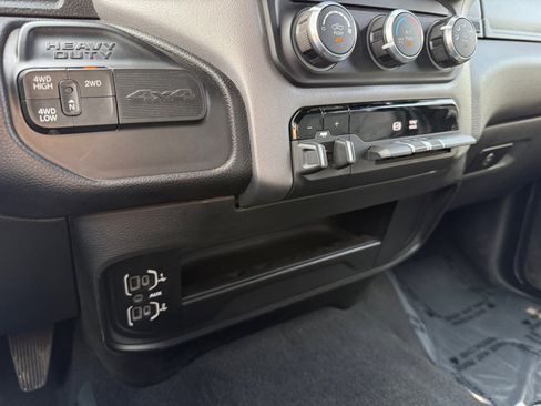 Used 2023 RAM 3500 Big Horn w/ Level 1 Equipment Group image 13